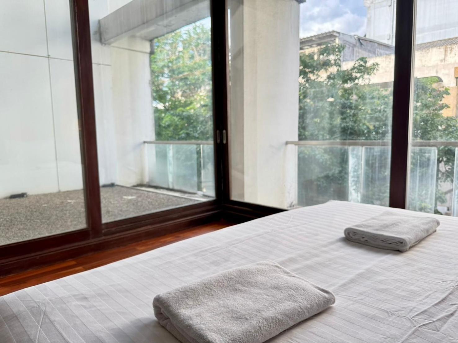 Wish Inn Silom - วิช อินน์ สีลม X Bangkok Exterior foto
